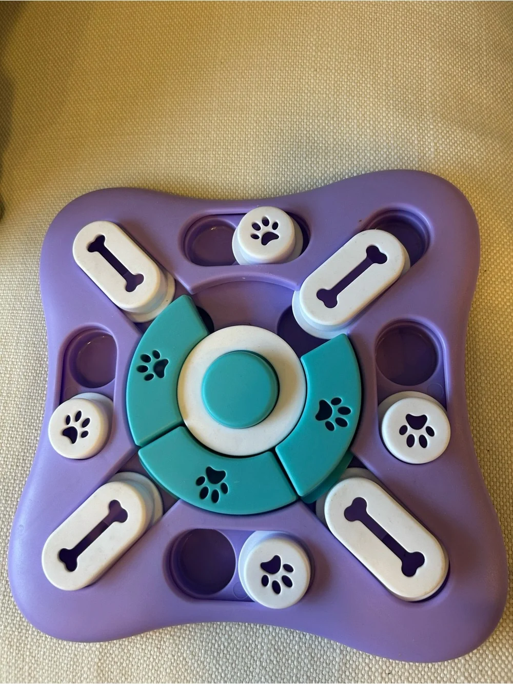 UDORICH Dog/Cat Mental Enrichment & Slow Feeding Puzzle Toy